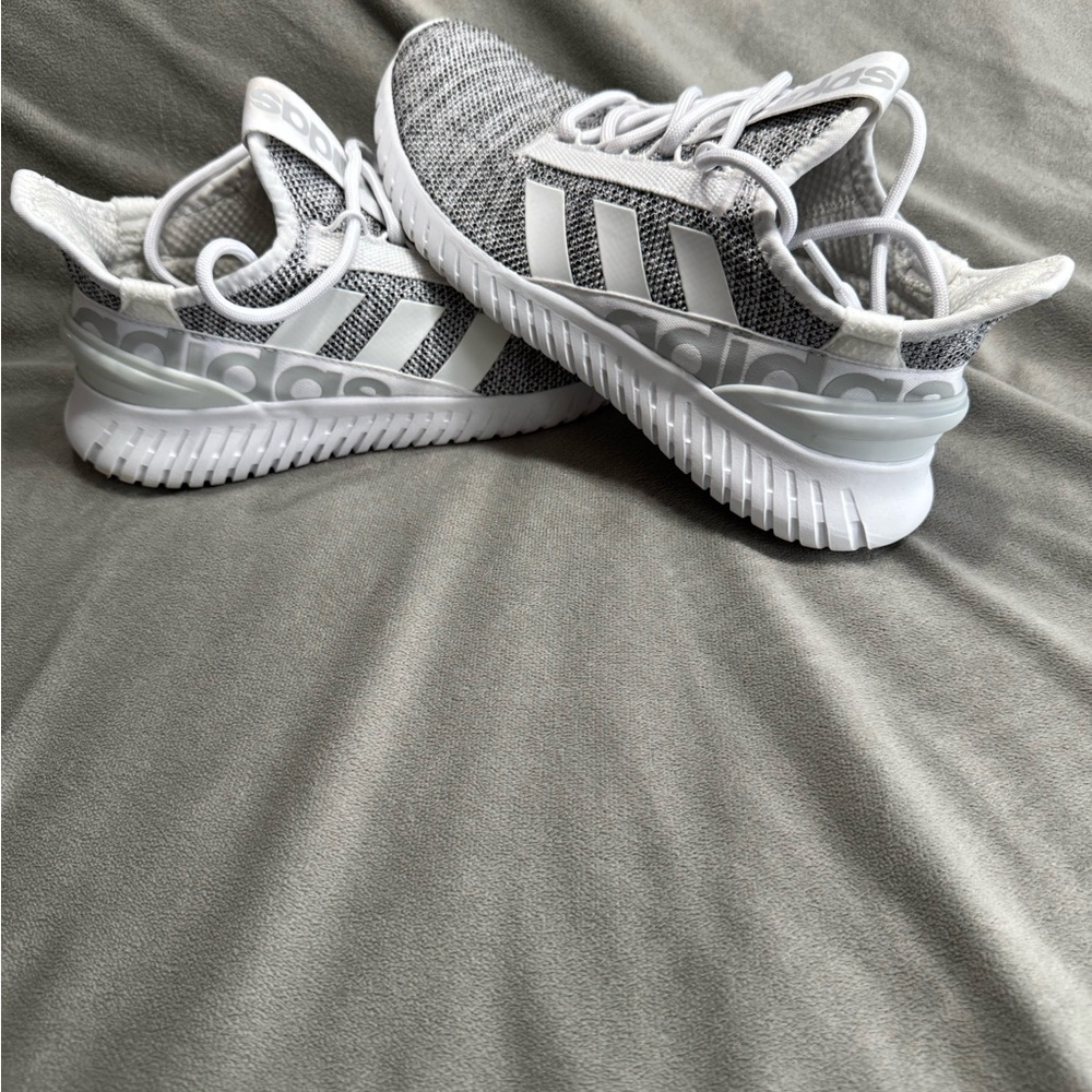 Adidas Mens White and Gray Sneakers